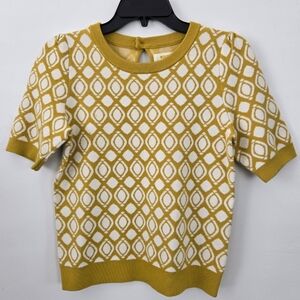 Maeve Size xsmall Har­mon Jacquard Short Sleeve Sweater Tee. Mustard yellow and